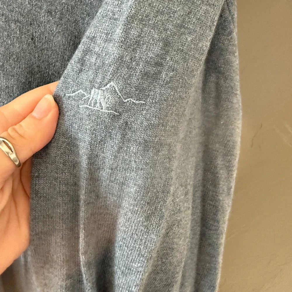 Peter Millar Mens XL V-Neck Sweater 100% Pure Cashmere Heather Blue Long Sleeve‎